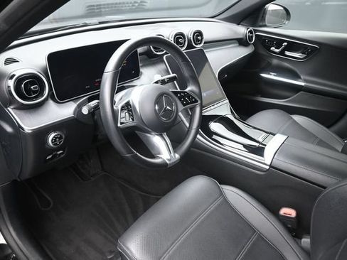 Used 2025 Mercedes-Benz C 300 Sedan image 19