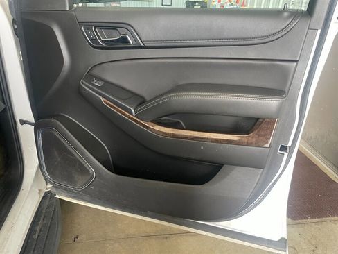 Used 2018 Chevrolet Tahoe 2WD image 19