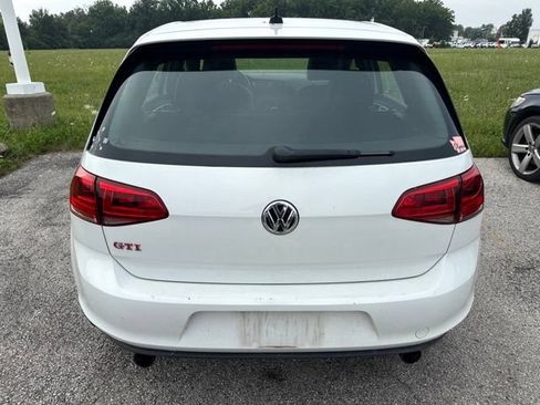 Used 2017 Volkswagen GTI SE FWD image 5