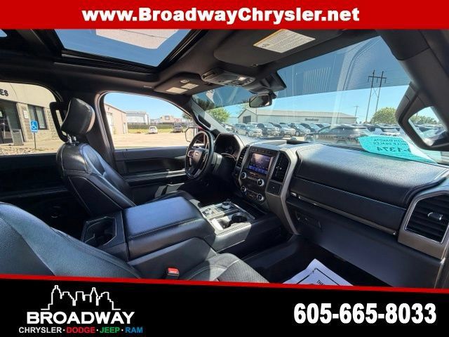 Used 2020 Ford Expedition XLT w/ Equipment Group 202A AWD/4WD image 10