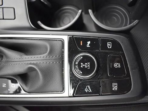 Used 2024 Kia Sportage LX image 35