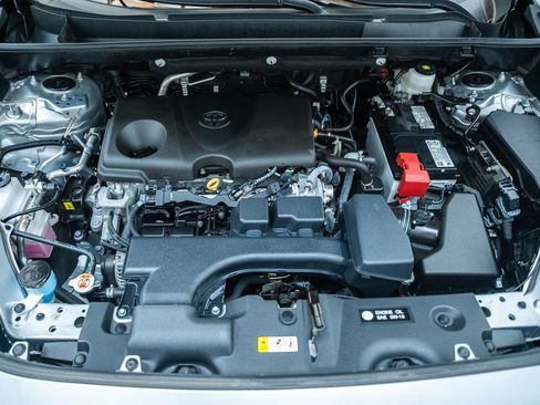 Certified 2025 Toyota RAV4 LE FWD image 18