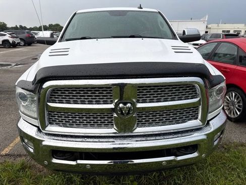 Used 2018 RAM 2500 Laramie AWD/4WD image 9