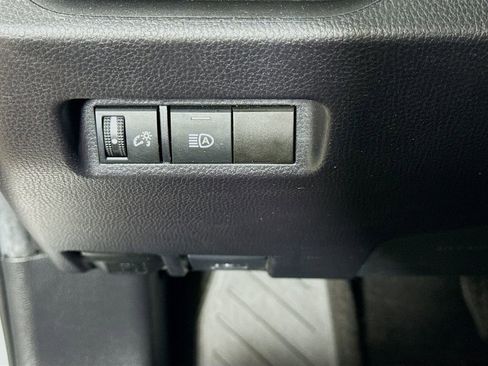 Certified 2022 Toyota RAV4 LE FWD image 11