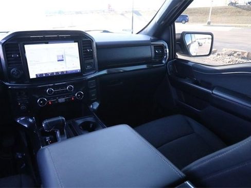 Certified 2021 Ford F150 XLT w/ Equipment Group 302A High image 24