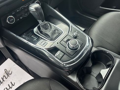 Used 2018 MAZDA CX-9 Sport image 17