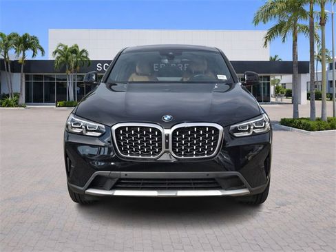 Used 2022 BMW X4 xDrive30i w/ Parking Assistance Package image 2