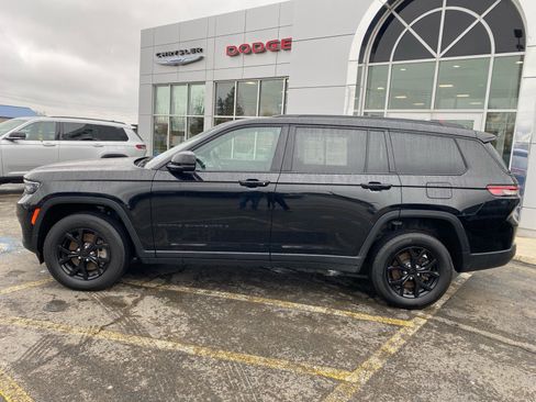 Used 2024 Jeep Grand Cherokee L Laredo AWD/4WD image 84