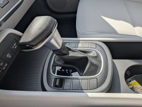Certified 2024 Hyundai Kona SE AWD/4WD image 15
