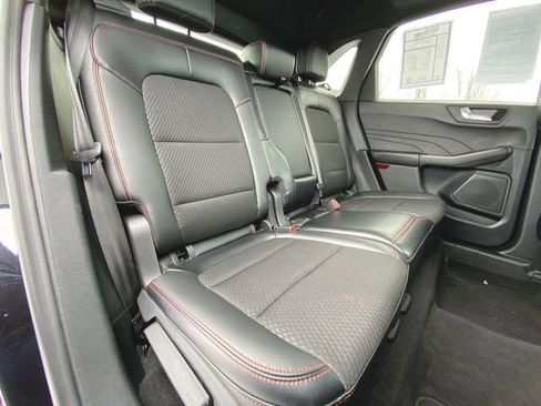 Used 2025 Ford Escape ST-Line image 25