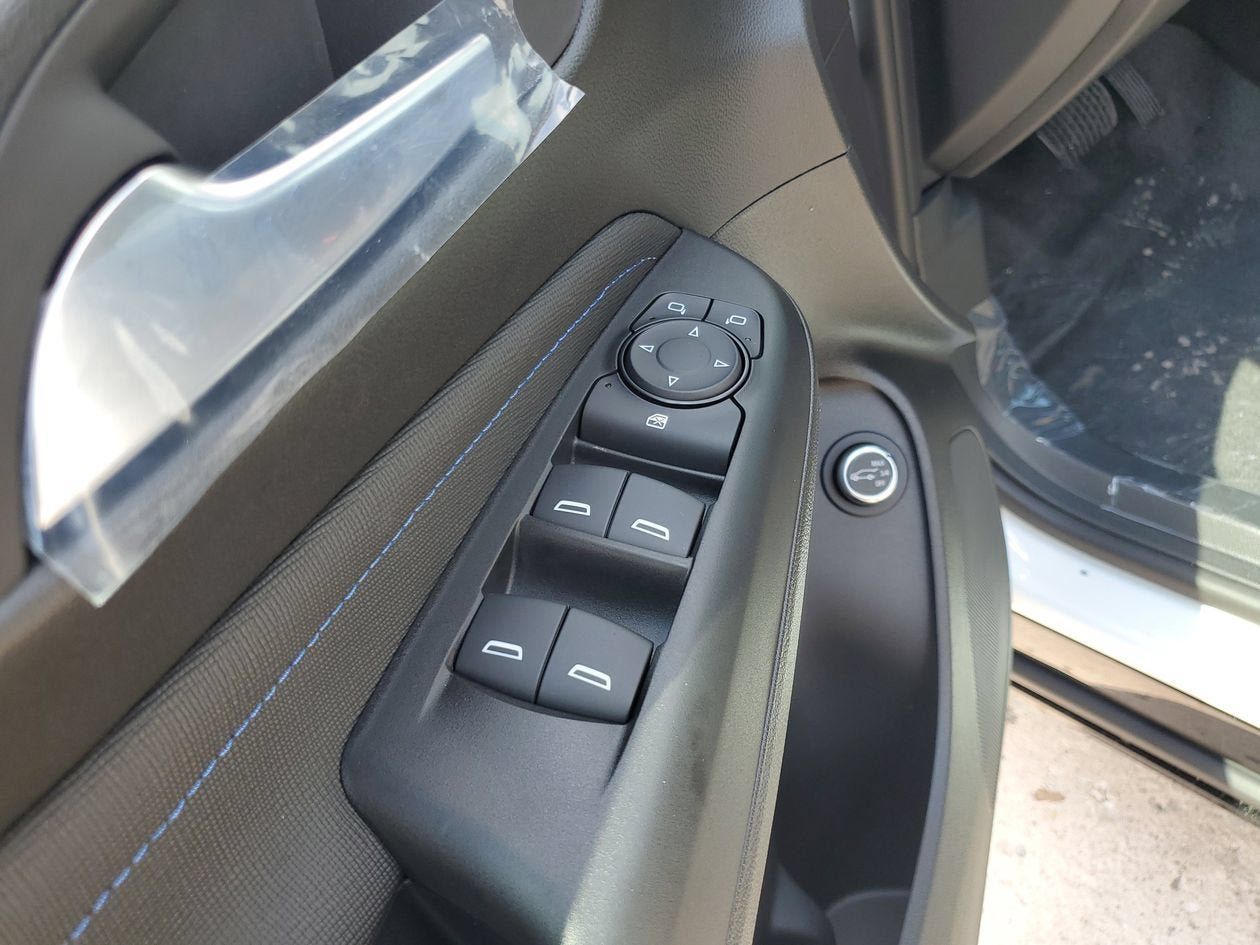 New 2026 Buick Envista Sport Touring w/ Convenience I Package FWD image 17