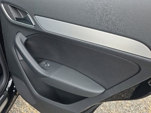 Used 2018 Audi Q3 2.0T Premium AWD/4WD image 16