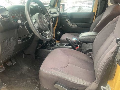 Used 2013 Jeep Wrangler Sport image 13