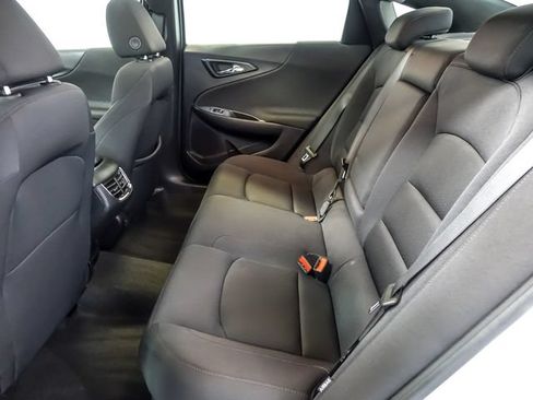 Used 2024 Chevrolet Malibu LT FWD image 15