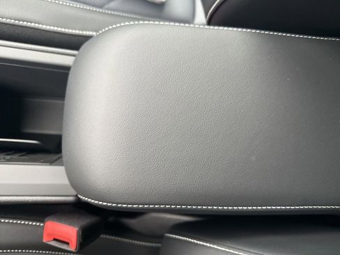 New 2026 Volkswagen Tiguan SE R-Line image 38