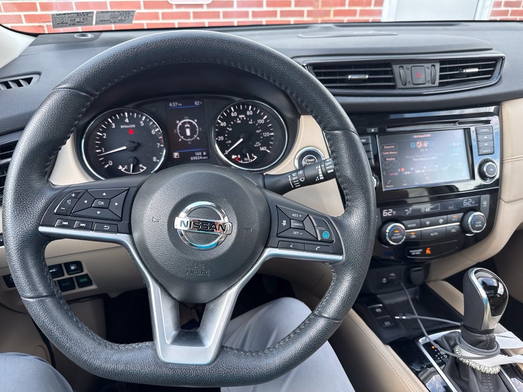 Used 2019 Nissan Rogue SL w/ Premium Package AWD/4WD image 6