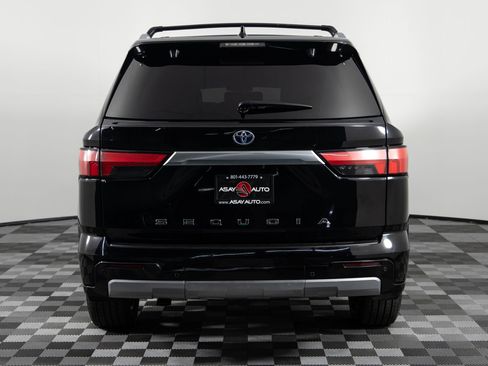 Used 2023 Toyota Sequoia Capstone image 6