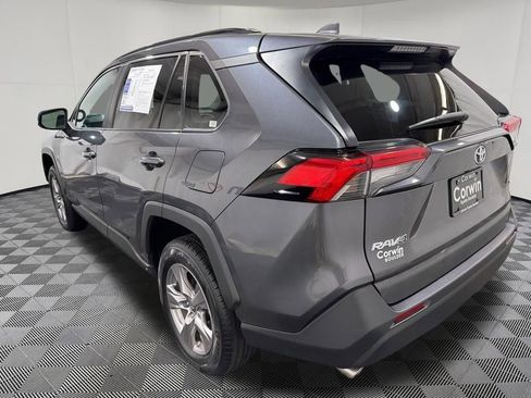Used 2023 Toyota RAV4 XLE AWD/4WD image 4
