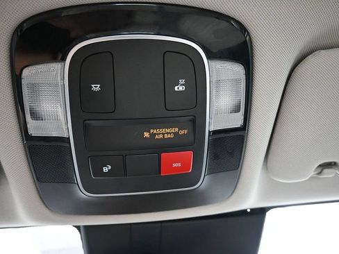 Used 2025 Hyundai Sonata SEL FWD image 16