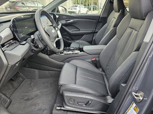 New 2025 Audi Q6 e-tron Premium Plus image 2