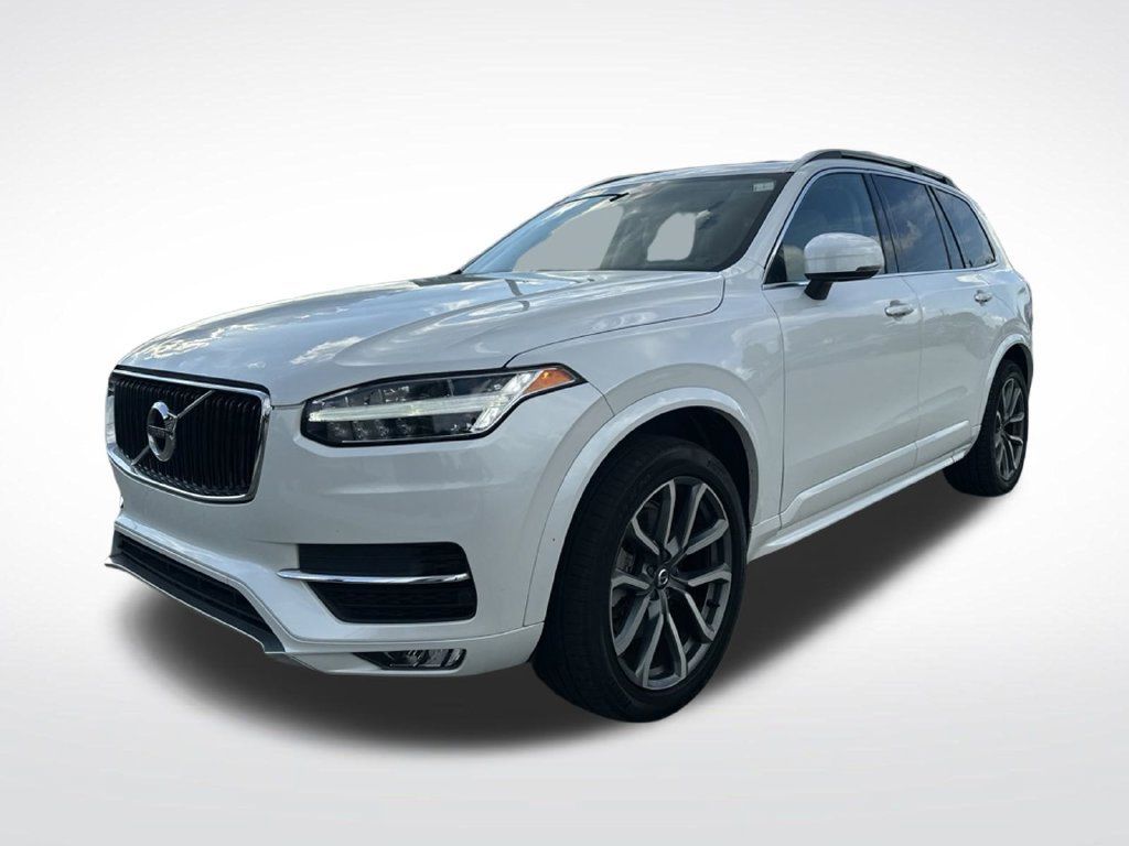 Used 2019 Volvo XC90 T5 Momentum w/ Protection Package Premier AWD/4WD image 4
