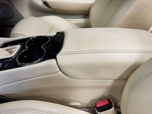 Used 2011 Maserati GranTurismo Convertible RWD image 68