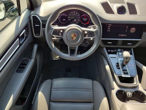 Certified 2023 Porsche Cayenne Platinum Edition AWD/4WD image 21