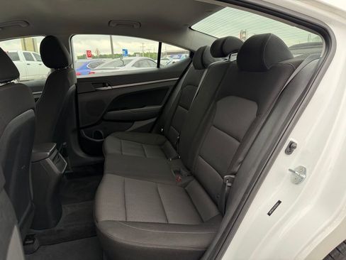 Used 2018 Hyundai Elantra SEL FWD image 22