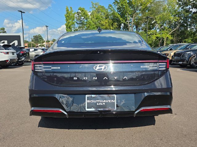 Used 2025 Hyundai Sonata SEL FWD image 4