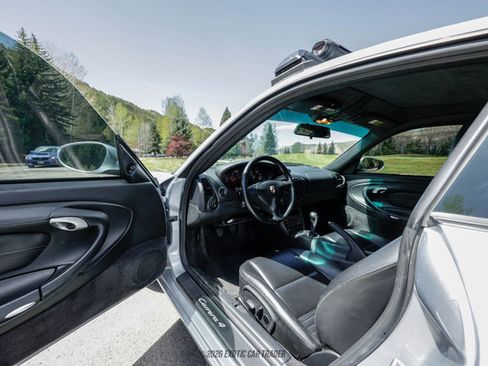 Used 2001 Porsche 911 Carrera 4 AWD/4WD image 20