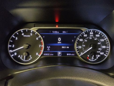 Used 2024 Nissan Sentra SV FWD image 23