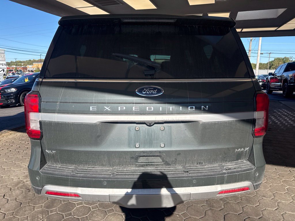 Used 2022 Ford Expedition Max XLT AWD/4WD image 7