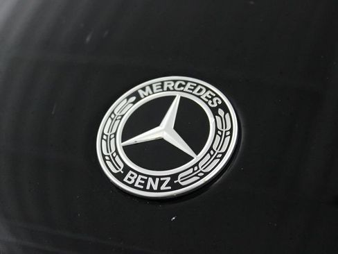 Used 2021 Mercedes-Benz GLC 300 image 39