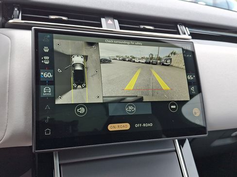 Used 2026 Land Rover Range Rover Velar S AWD/4WD image 15