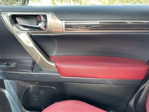 Used 2020 Lexus GX 460 Premium image 24