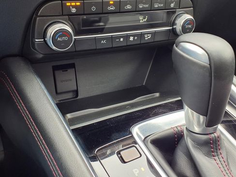 Used 2025 MAZDA CX-5 Carbon Edition image 15