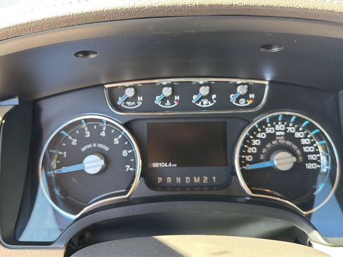 Used 2014 Ford F150 Lariat w/ Equipment Group 502A Luxury AWD/4WD image 8