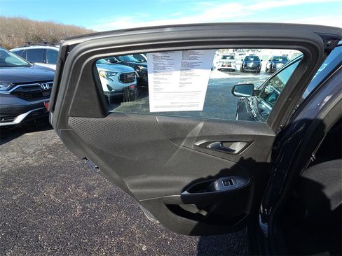 Used 2025 Chevrolet Malibu LT image 26