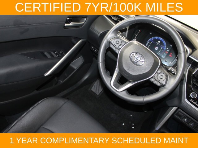 Used 2023 Toyota Corolla Cross XLE AWD/4WD image 17