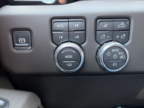 New 2026 GMC Sierra 1500 Denali w/ Denali Reserve Package image 26