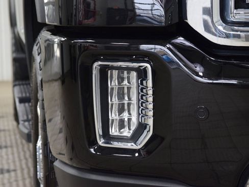 Used 2023 GMC Sierra 2500 Denali w/ Denali Ultimate Package image 14