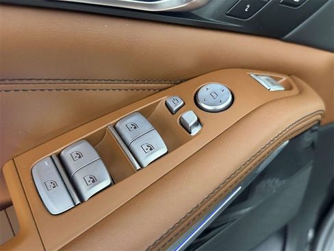 Used 2023 BMW X7 xDrive40i image 17