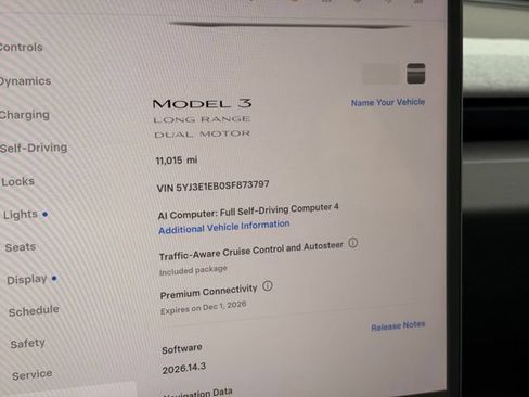 Used 2025 Tesla Model 3 Long Range AWD/4WD image 16