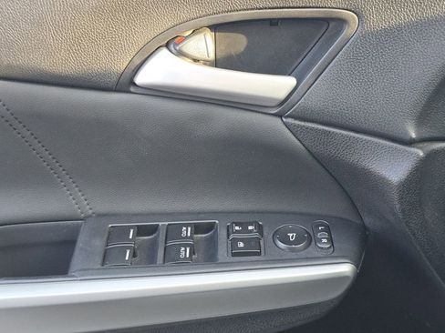 Used 2010 Honda Accord EX-L image 18