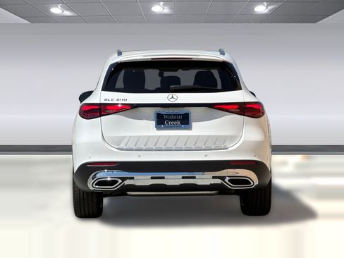 New 2026 Mercedes-Benz GLC 300 image 10