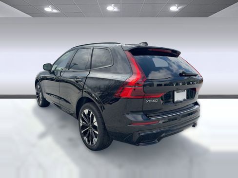 New 2026 Volvo XC60 B5 Plus w/ Protection Package Premier image 3