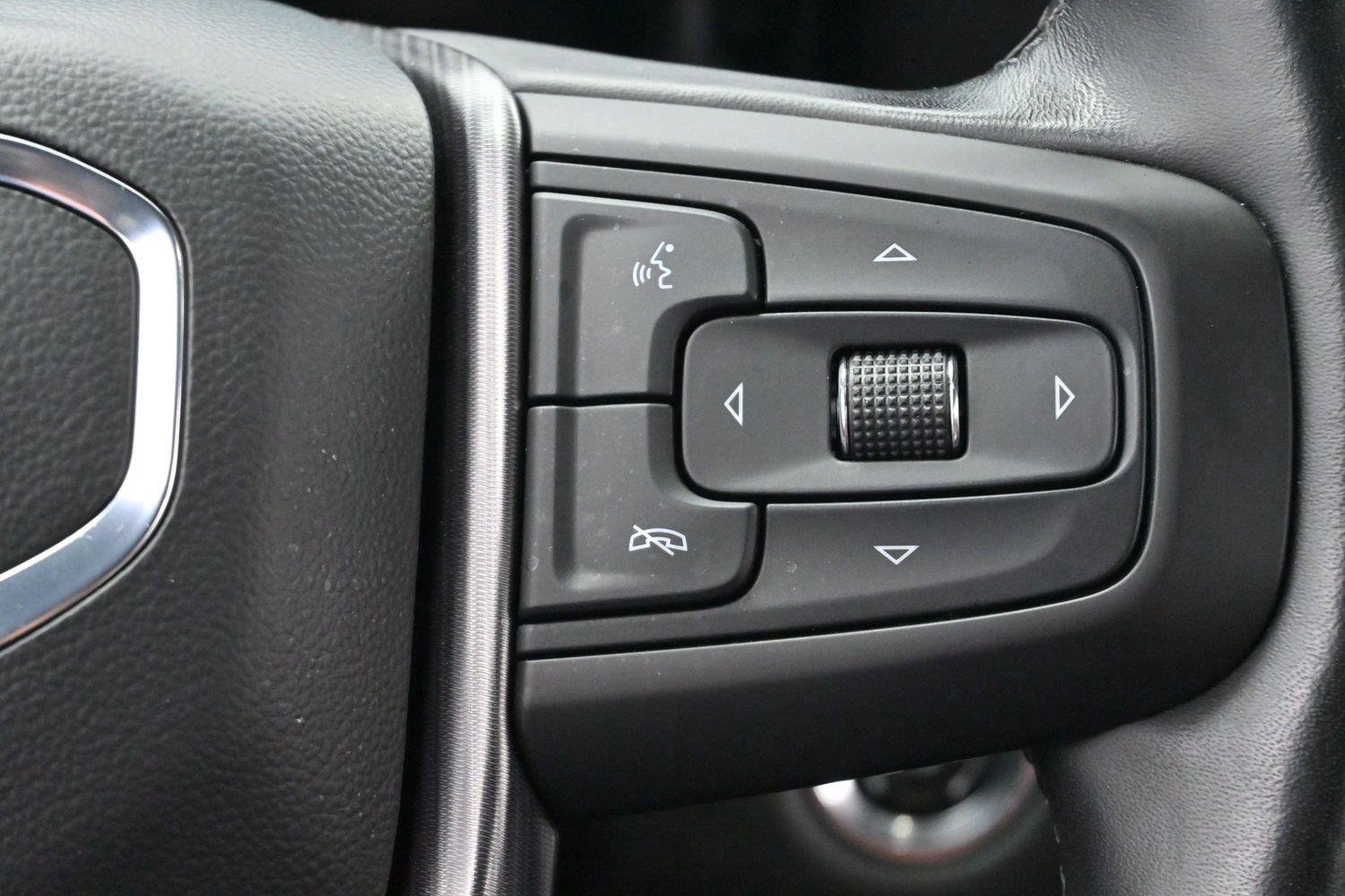 Used 2023 GMC Yukon Denali Ultimate AWD/4WD image 29
