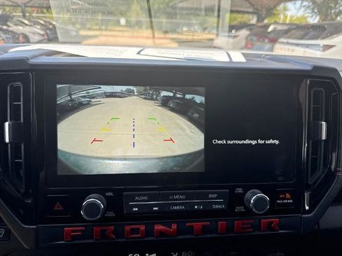 Certified 2025 Nissan Frontier PRO-4X w/ Tow Package AWD/4WD image 16