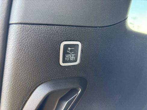 New 2026 Jeep Grand Wagoneer Summit image 22