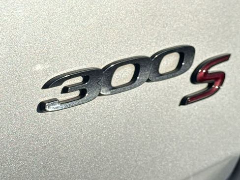 Used 2023 Chrysler 300 S RWD image 8